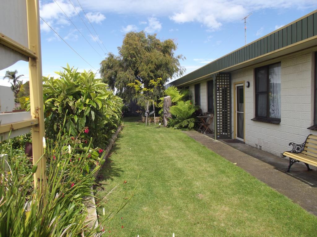 Lakes Entrance Holiday Units Экстерьер фото
